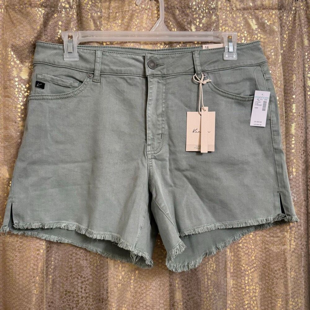 KanCan Sugar High Rise Olive Green Shorts Frayed Hem 14 NWT